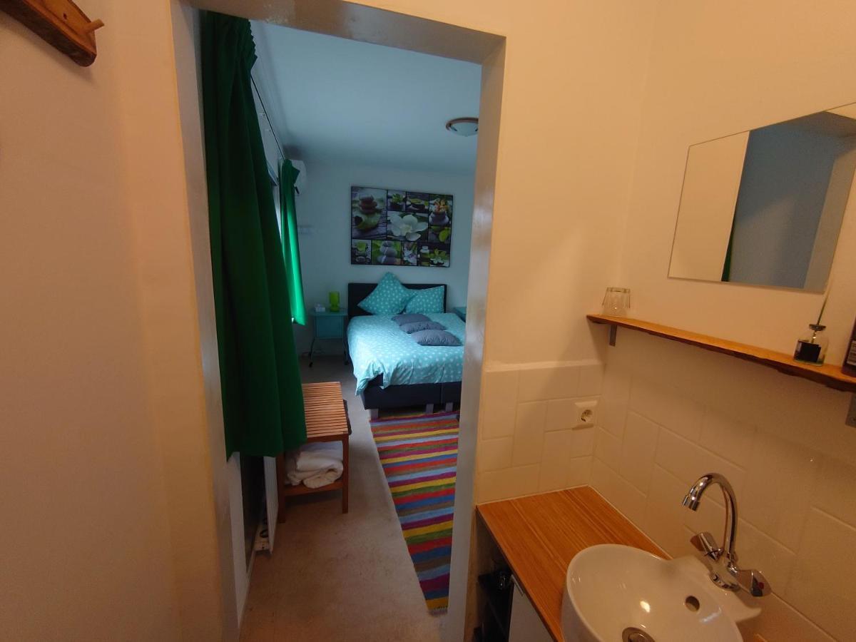 Het Koekoeksnest-Nieuwegein Bed & Breakfast Bagian luar foto